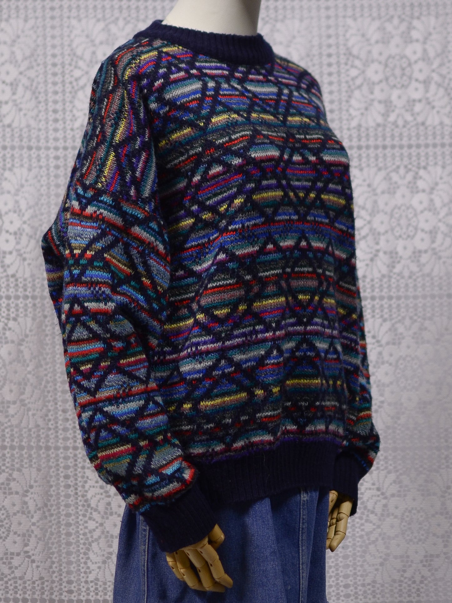 1990s Italian navy blue rainbow geometric pattern jumper
