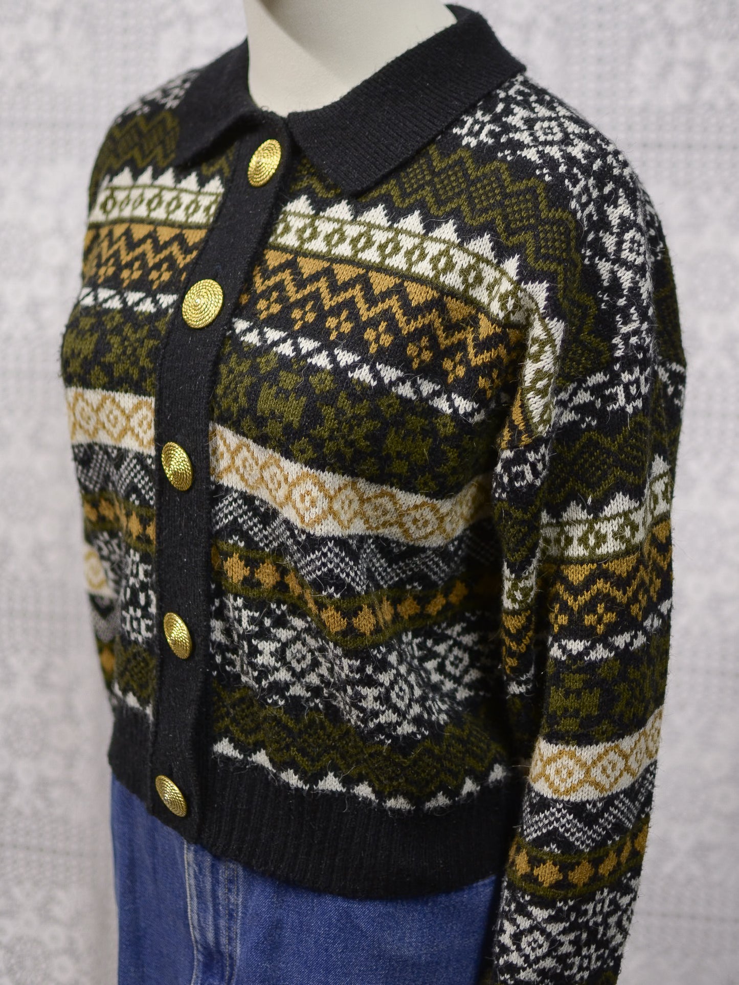 1980s C&A Yessica black, green and brown patterned stripe collared cardigan with gold buttons