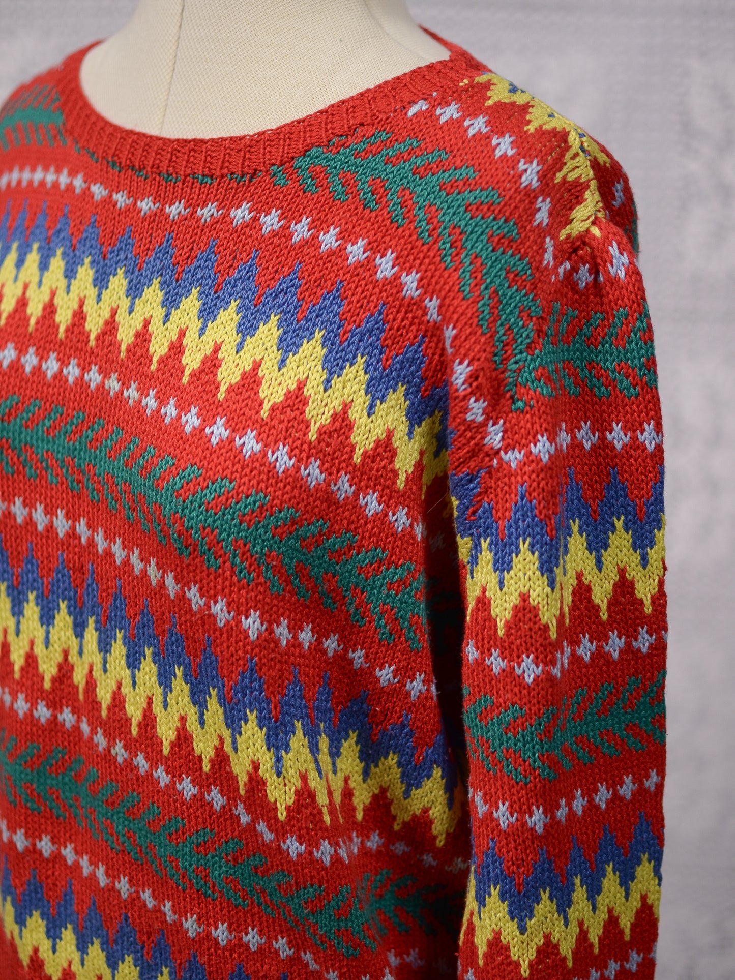 1970s 80s Edina and Lena red, yellow, green and blue hand knitted zigzag cotton jumper