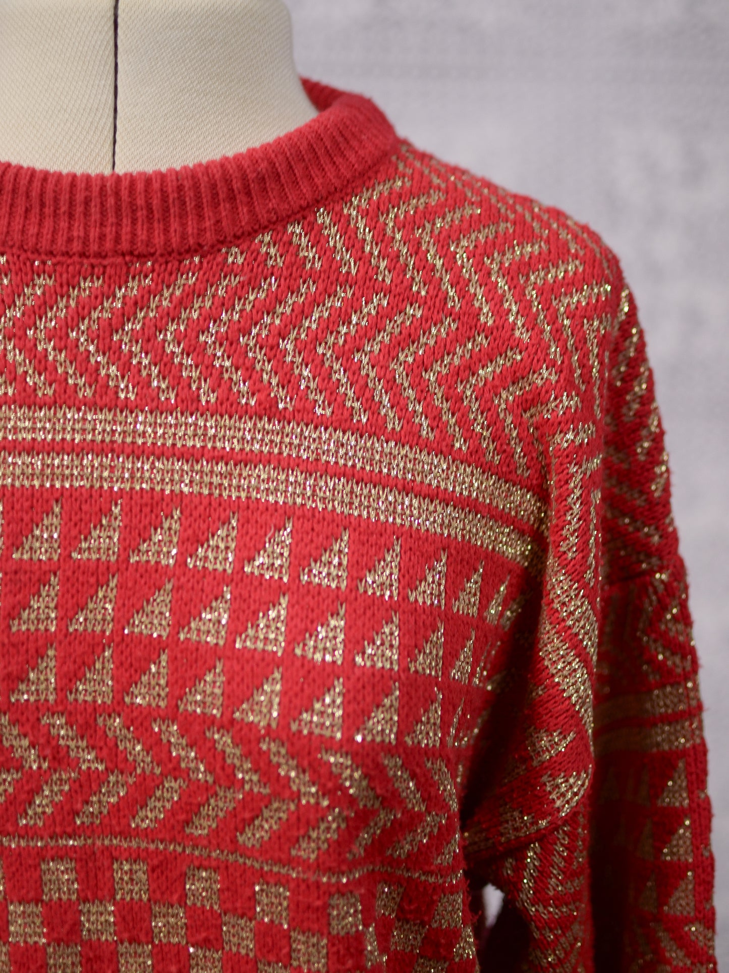 1980s red and gold batwing festive geometric striped jumper