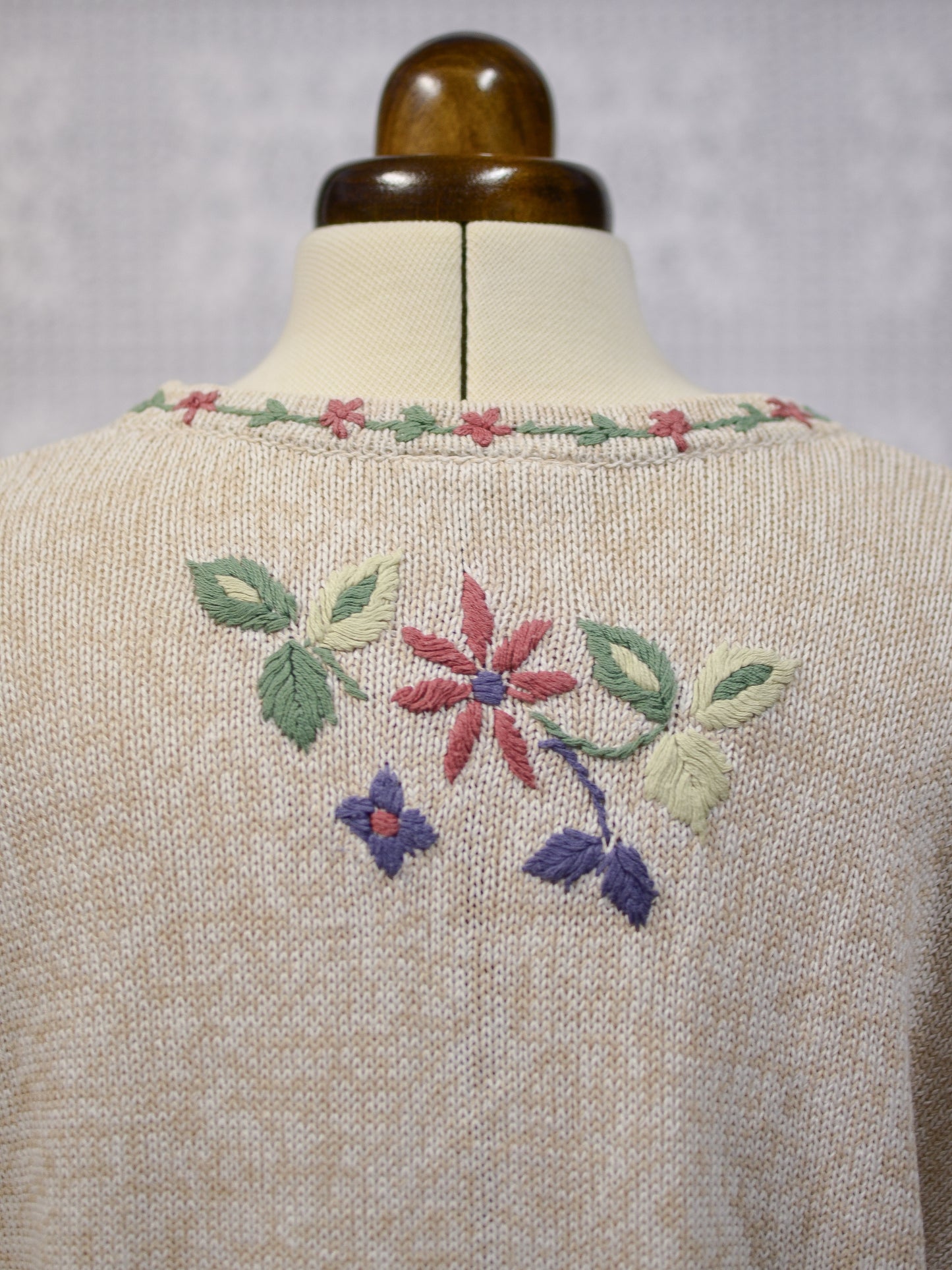 1990s Dorothy Perkins cream embroidered floral long cotton jumper