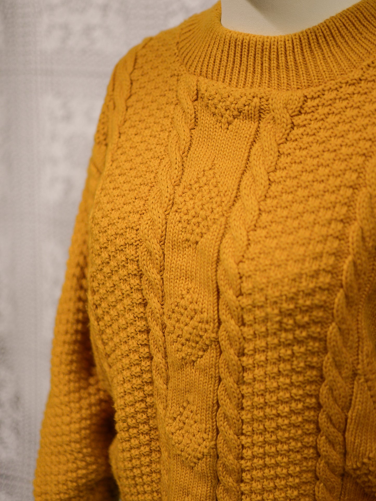 1970s mustard yellow chunky cable knit jumper