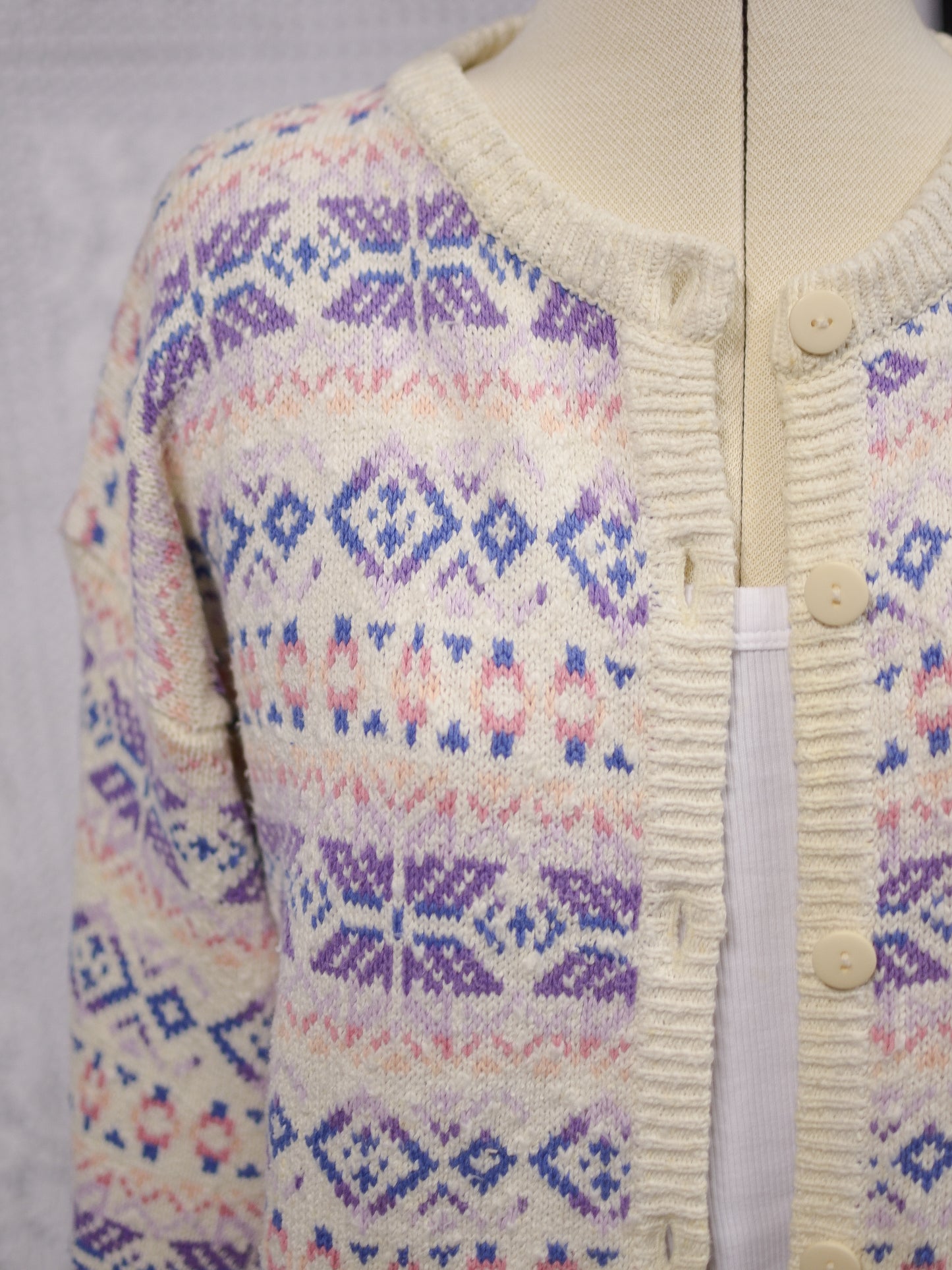 1990s Compliments cream, pink and lilac festive snowflake cosy cotton cardigan