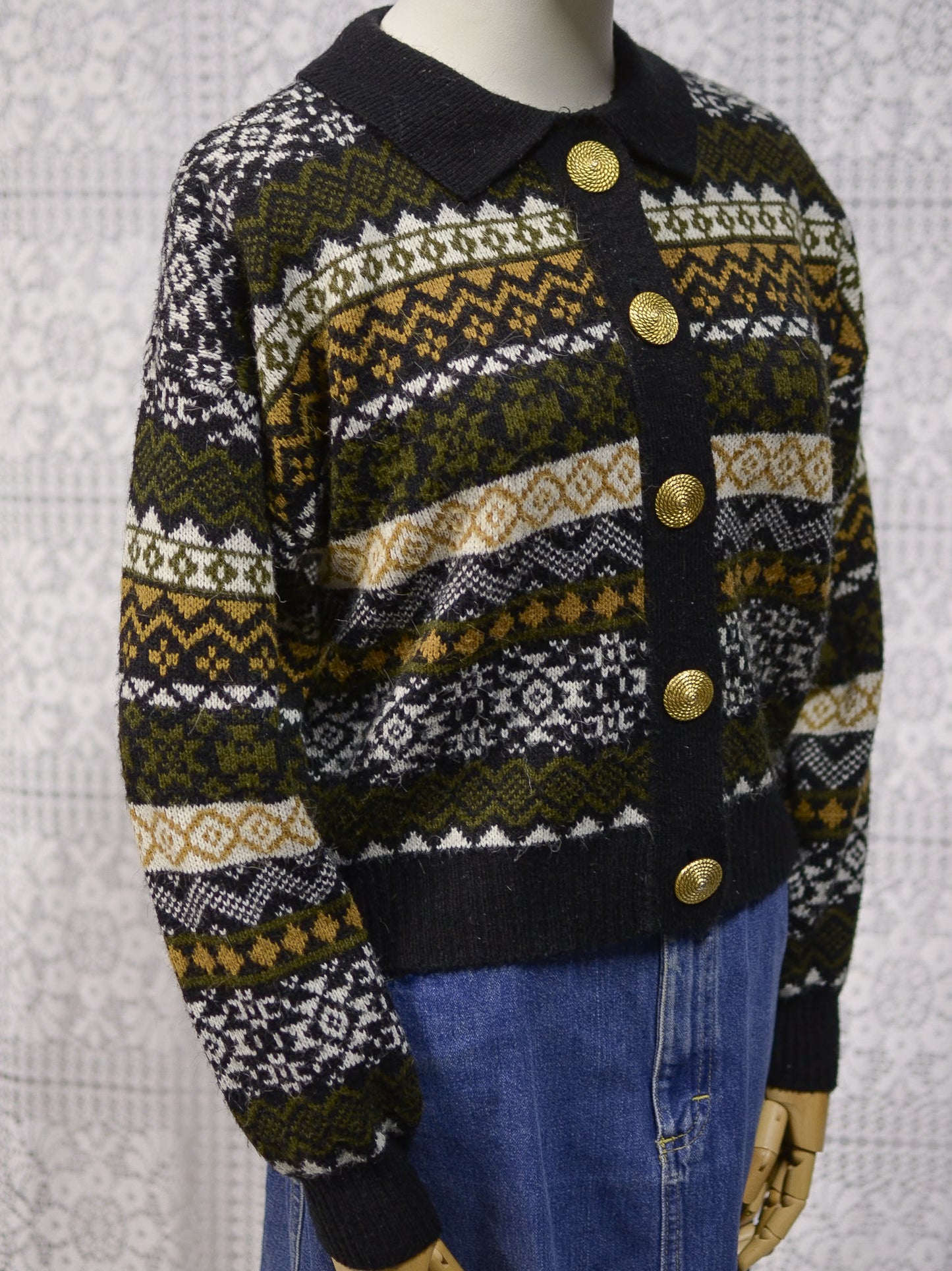 1980s C&A Yessica black, green and brown patterned stripe collared cardigan with gold buttons