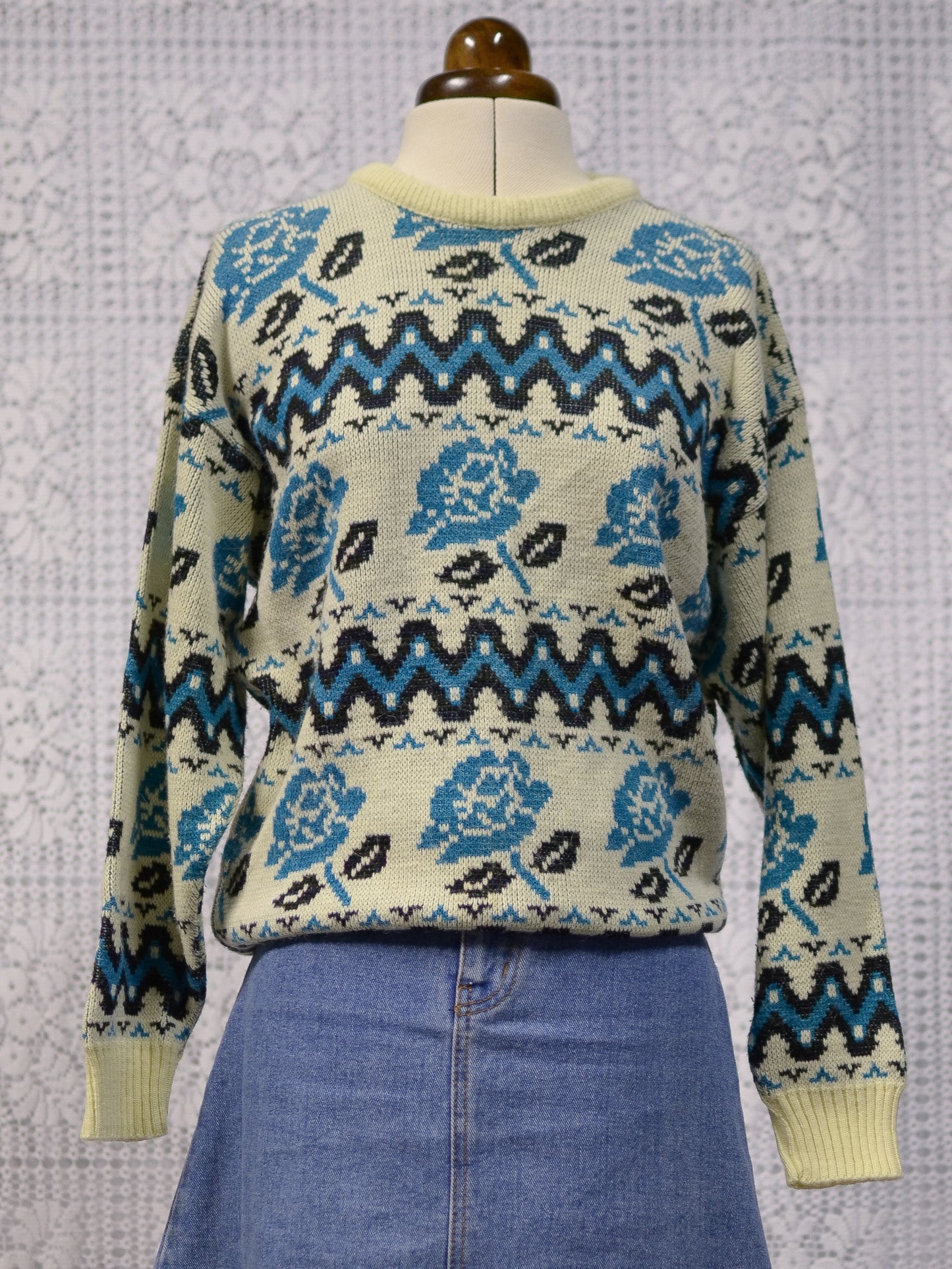 1980s cream, teal and black rose pattern zigzag jumper