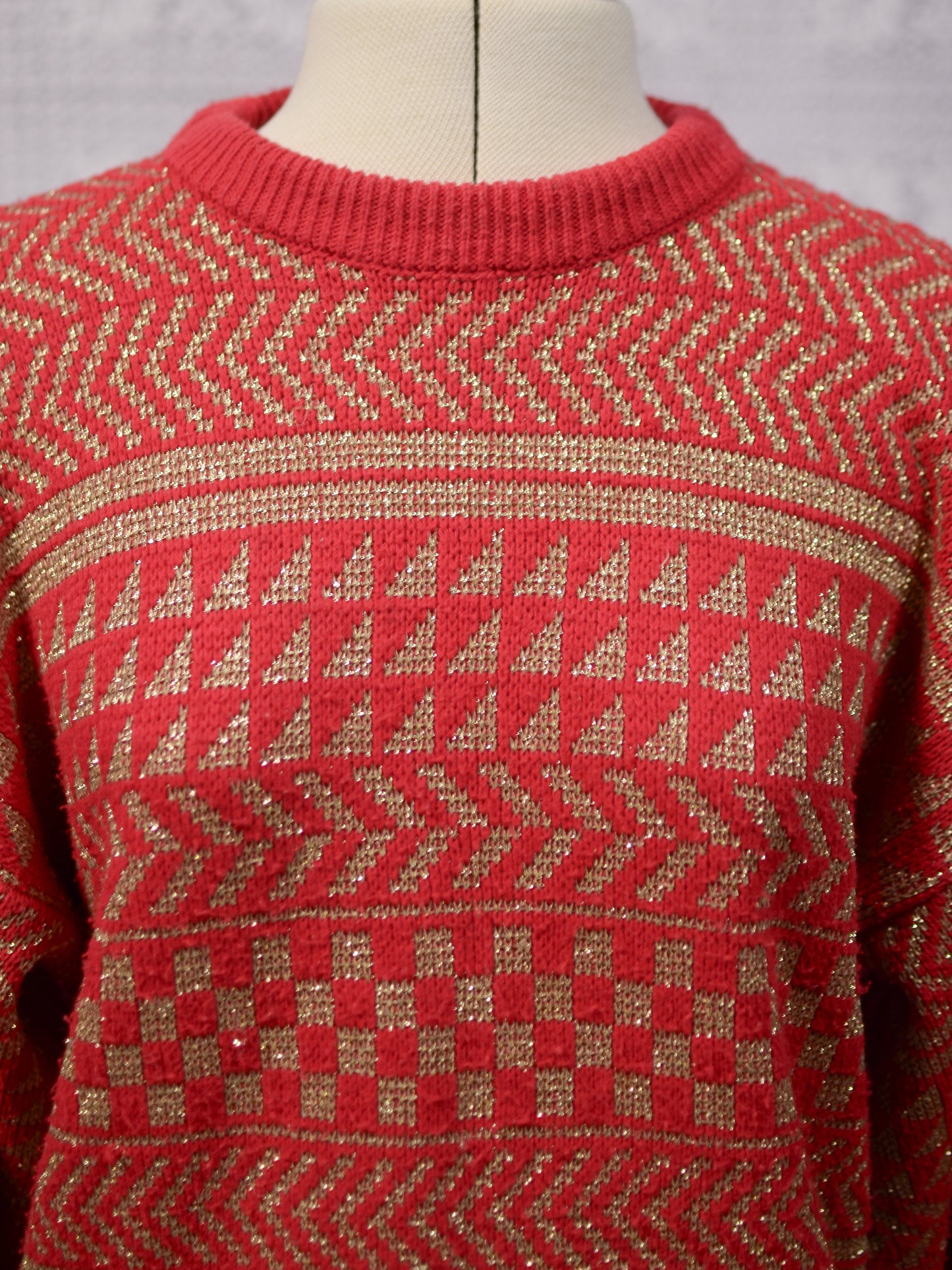 1980s red and gold batwing festive geometric striped jumper