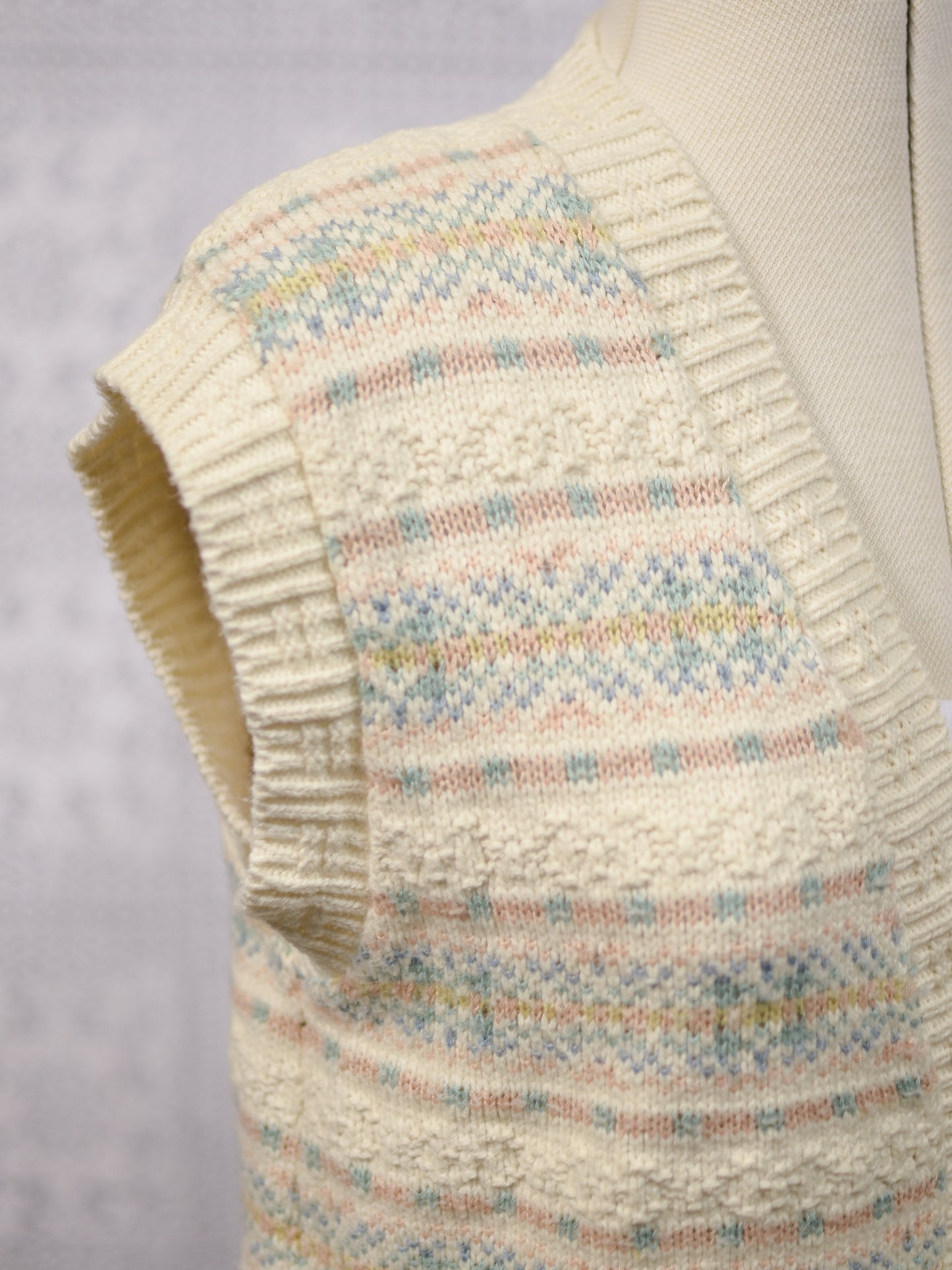 1990s BHS cream, pink and blue nordic fairisle style pattern knitted waistcoat