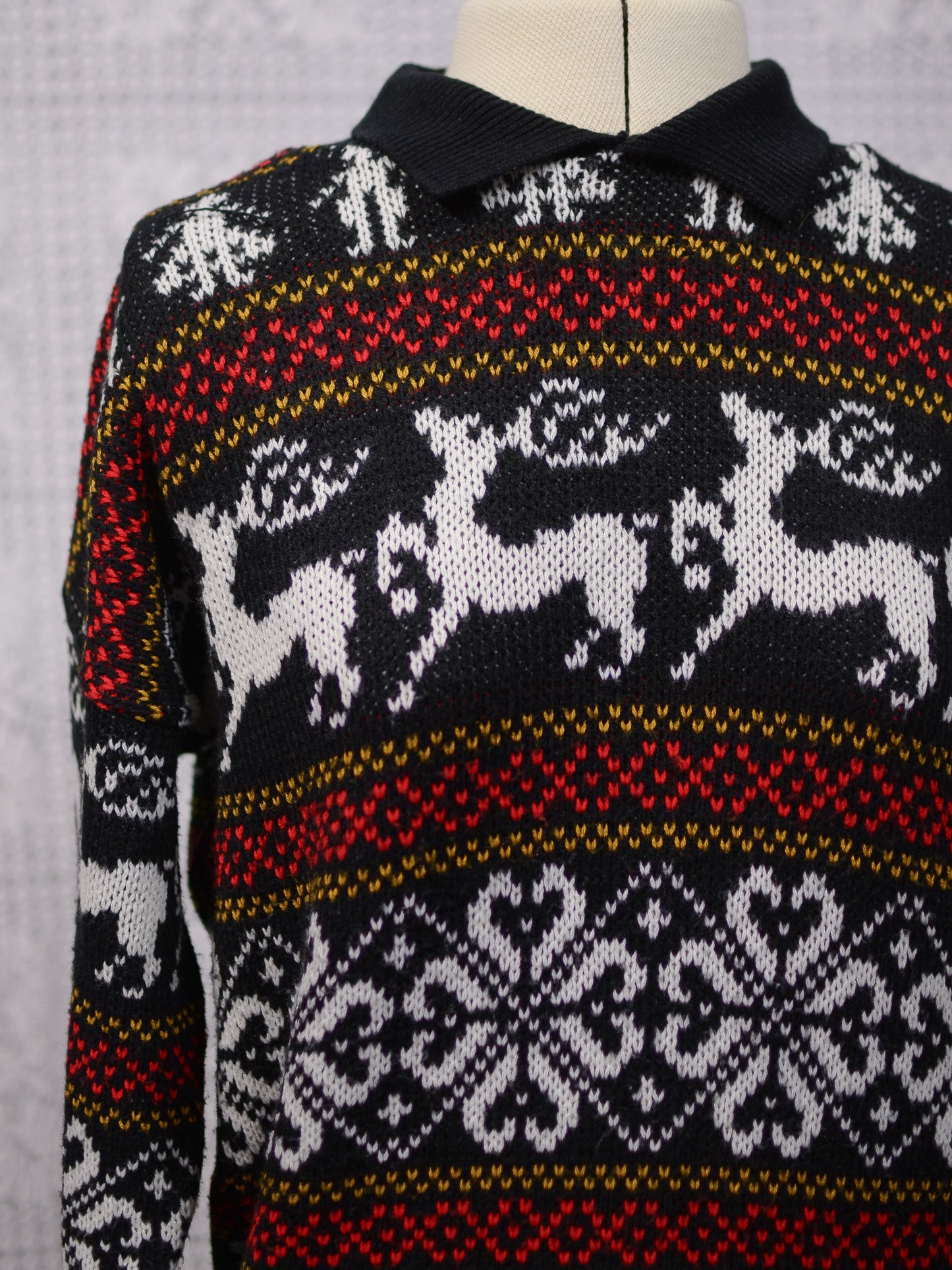 1980s black, white and red festive christmas reindeer collared jumper