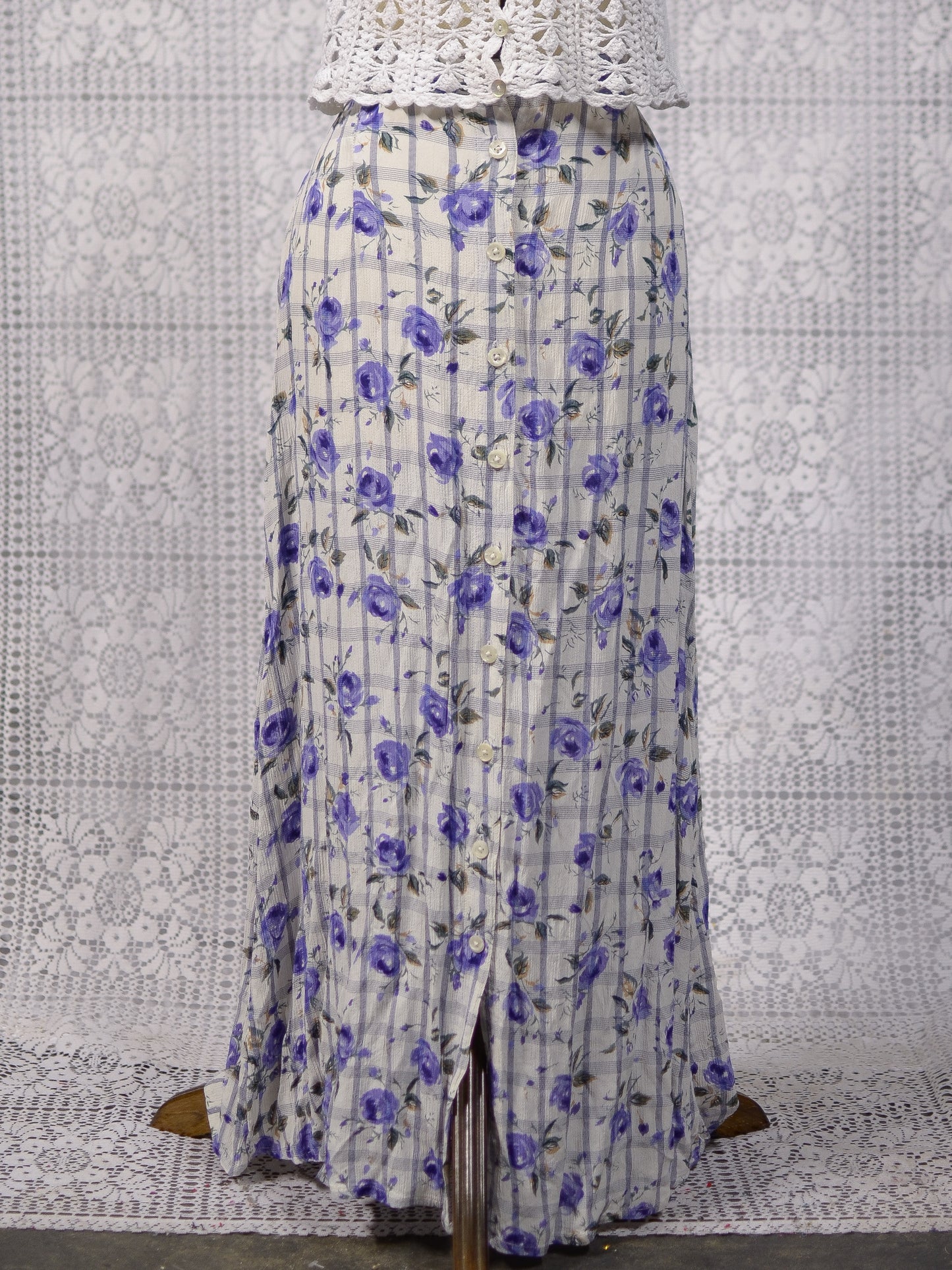 1990s C&A white and purple rose print button through maxi skirt