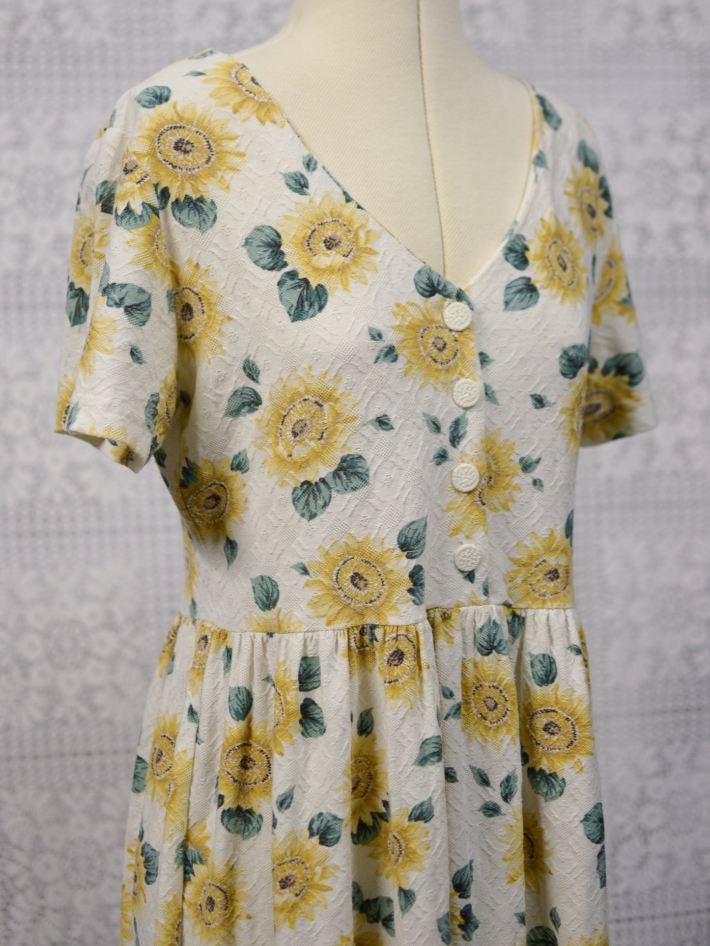 1990s cream and yellow sunflower print short sleeve lace maxi dress