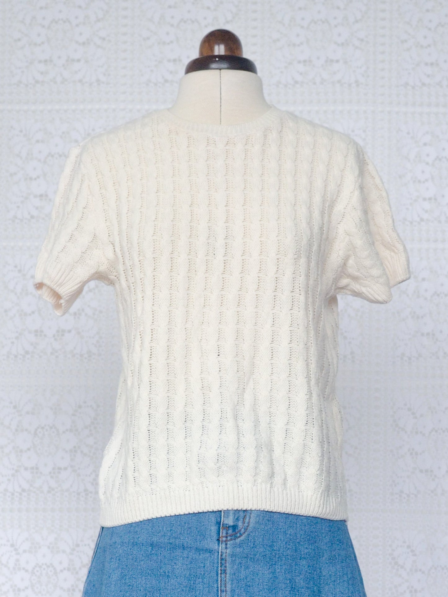 1980s cream cable knit short sleeve jumper