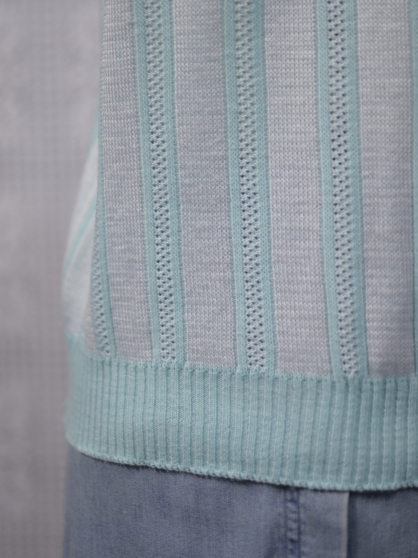 1980s mint green vertical striped short sleeve jumper