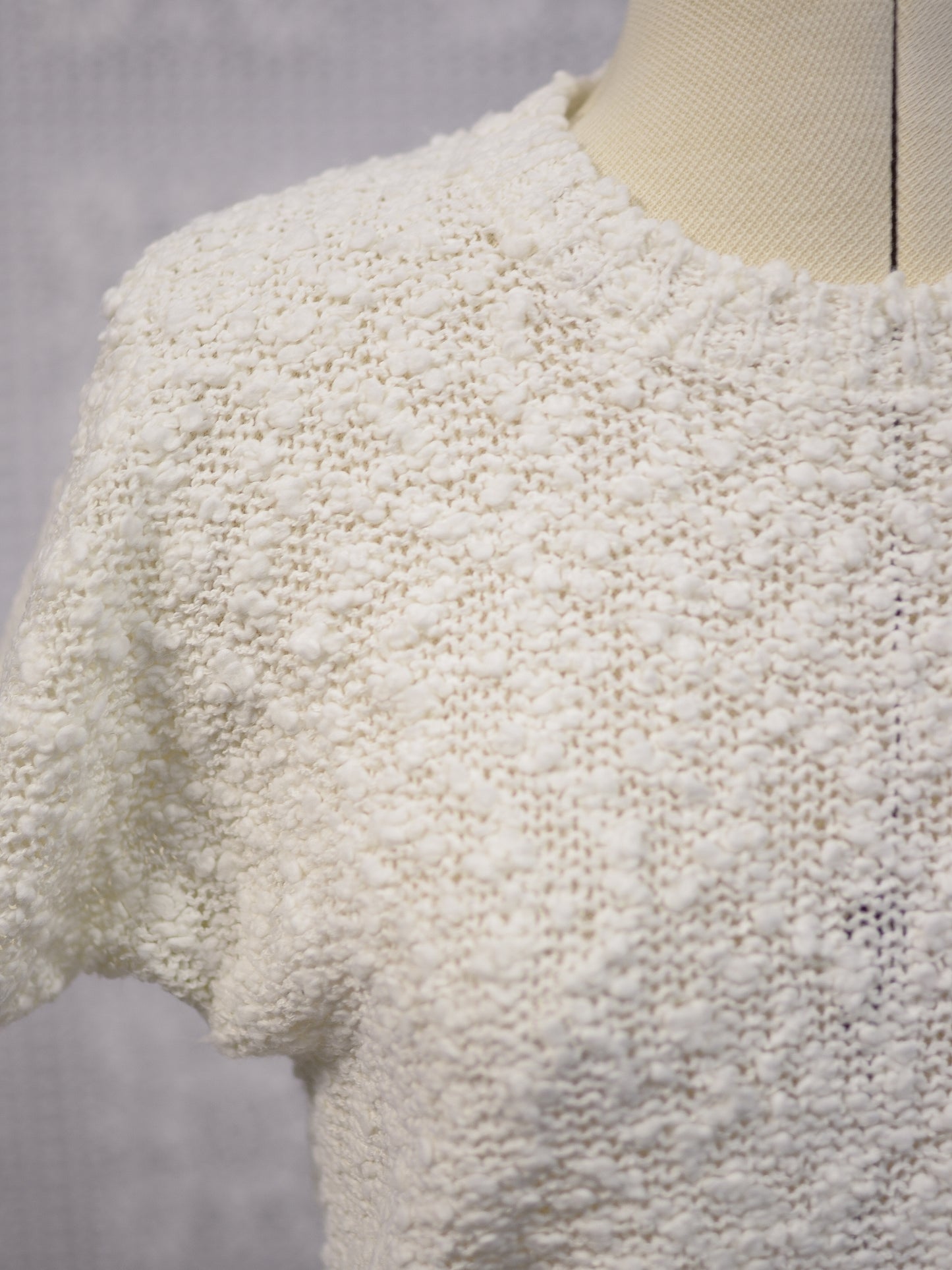 1980s cream boucle short sleeve jumper