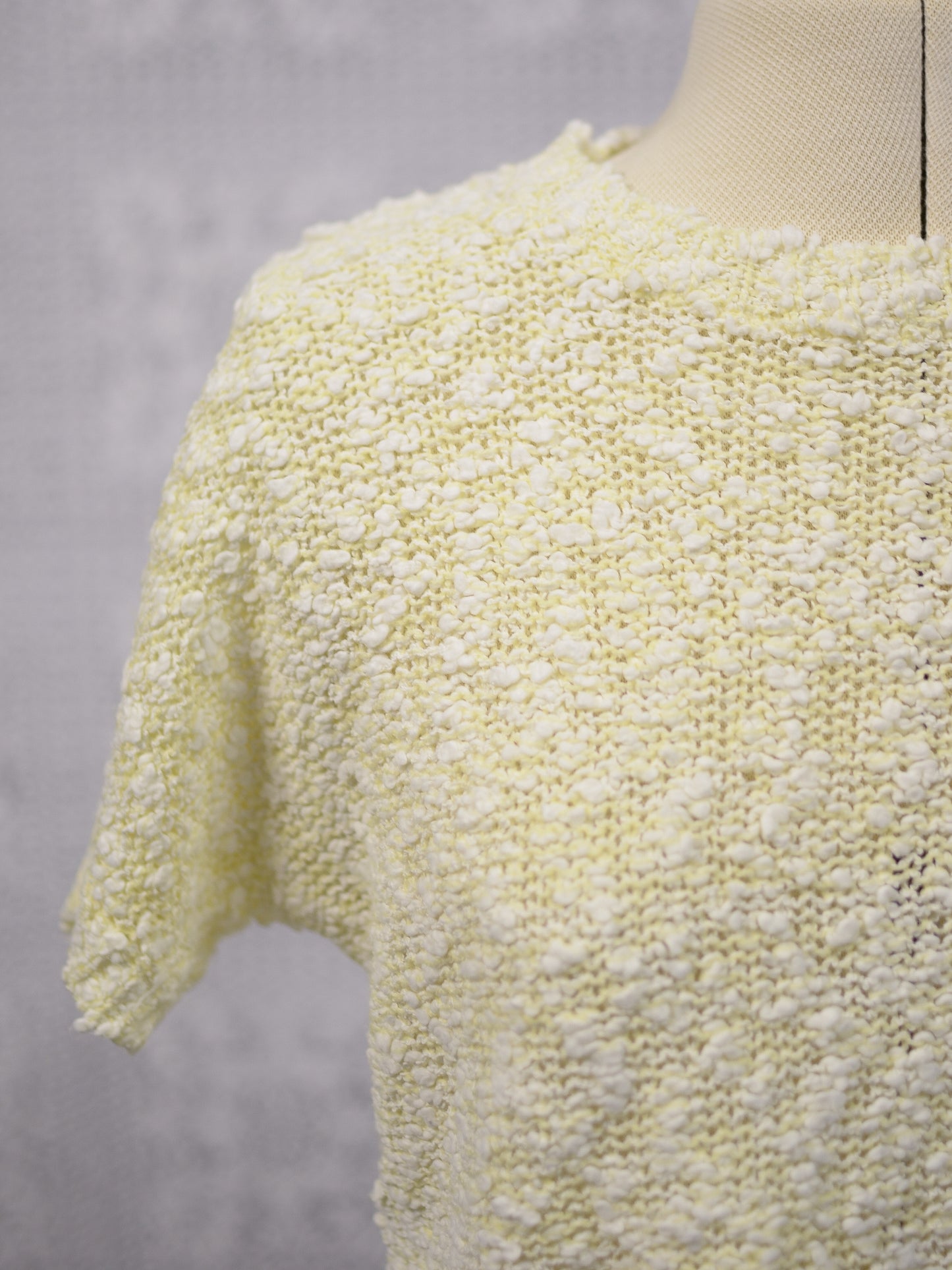 1980s pale yellow and white boucle short sleeve jumper