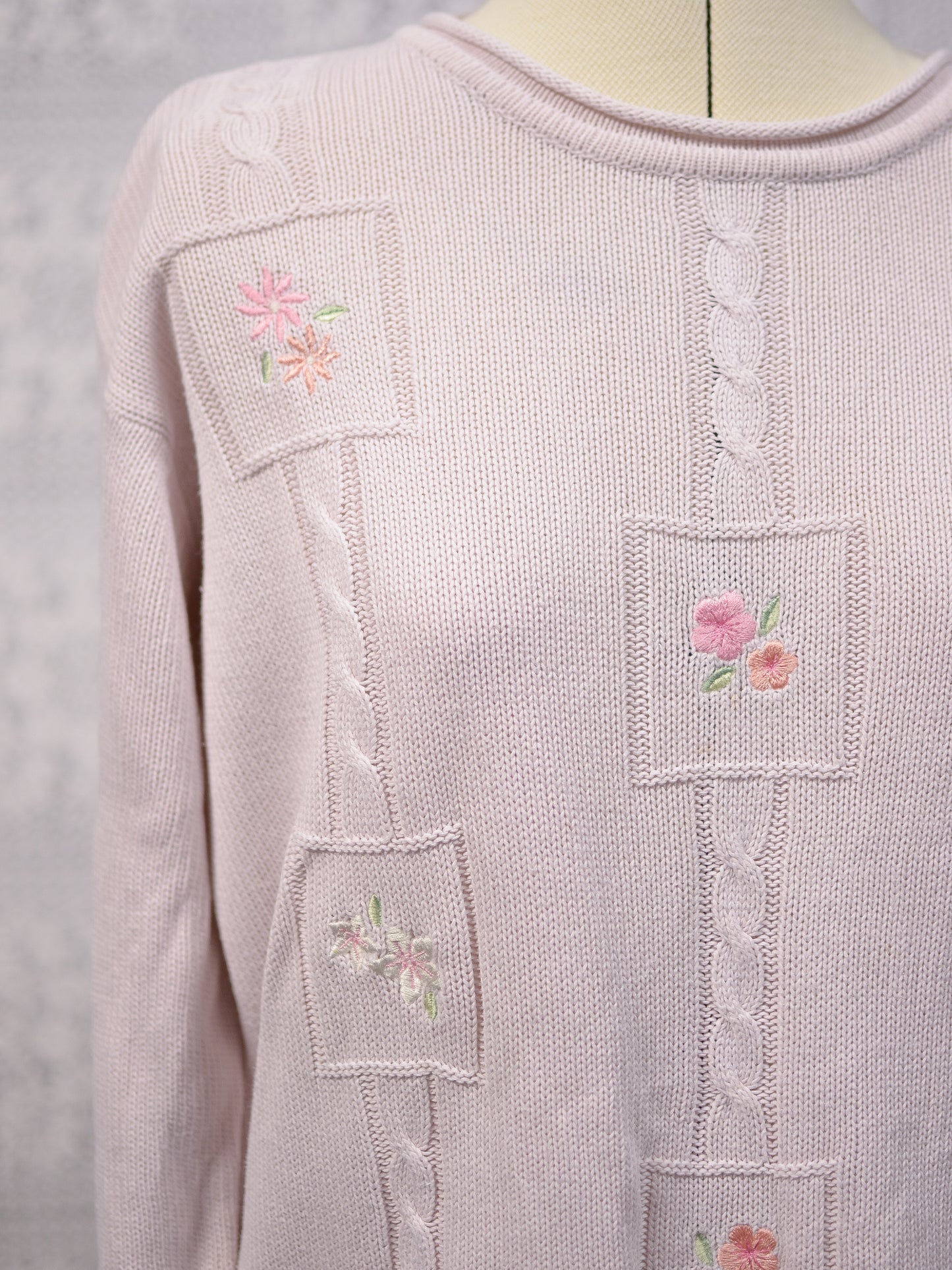 1990s Tulchan pale pink embroidered floral jumper