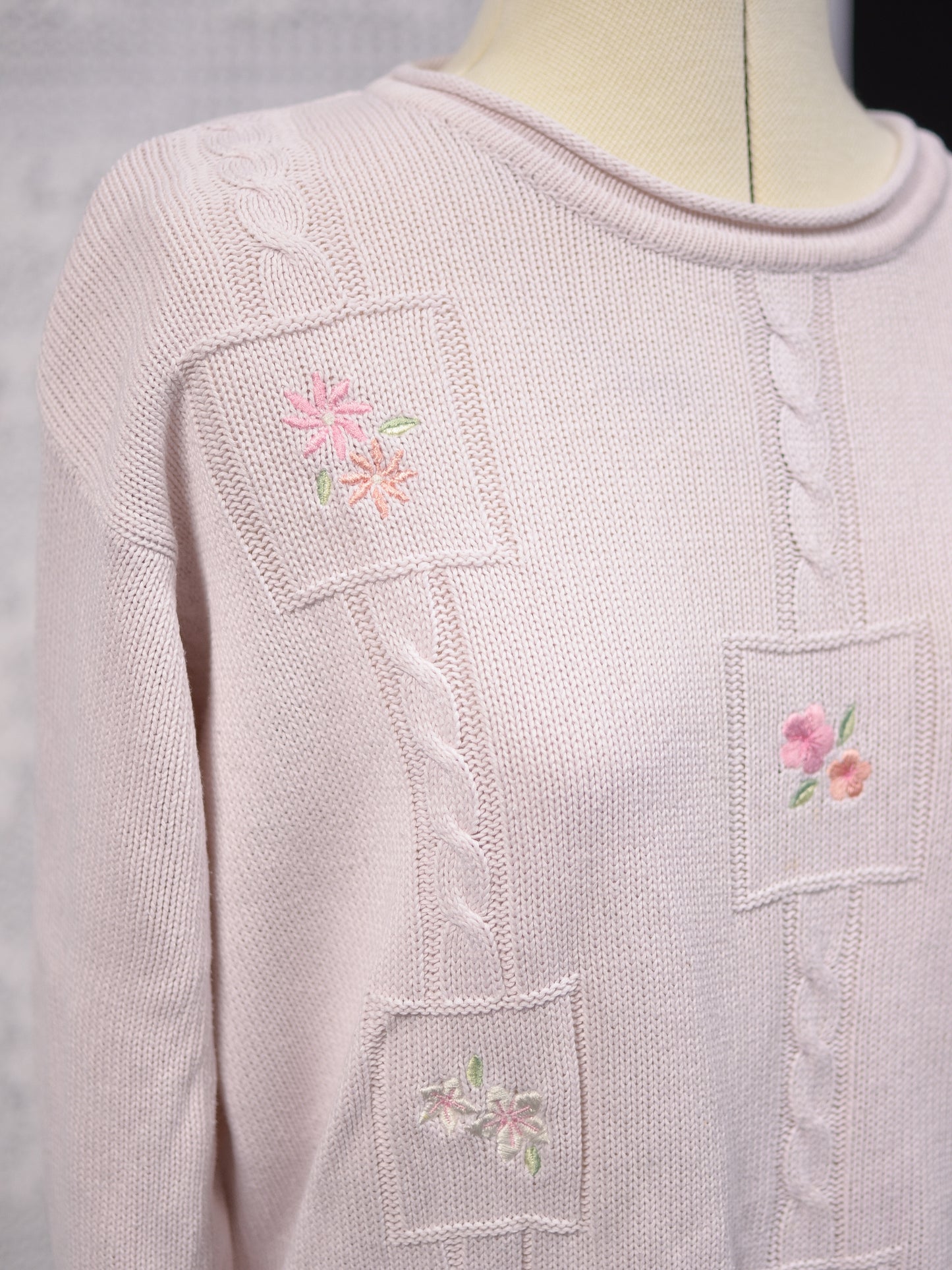 1990s Tulchan pale pink embroidered floral jumper