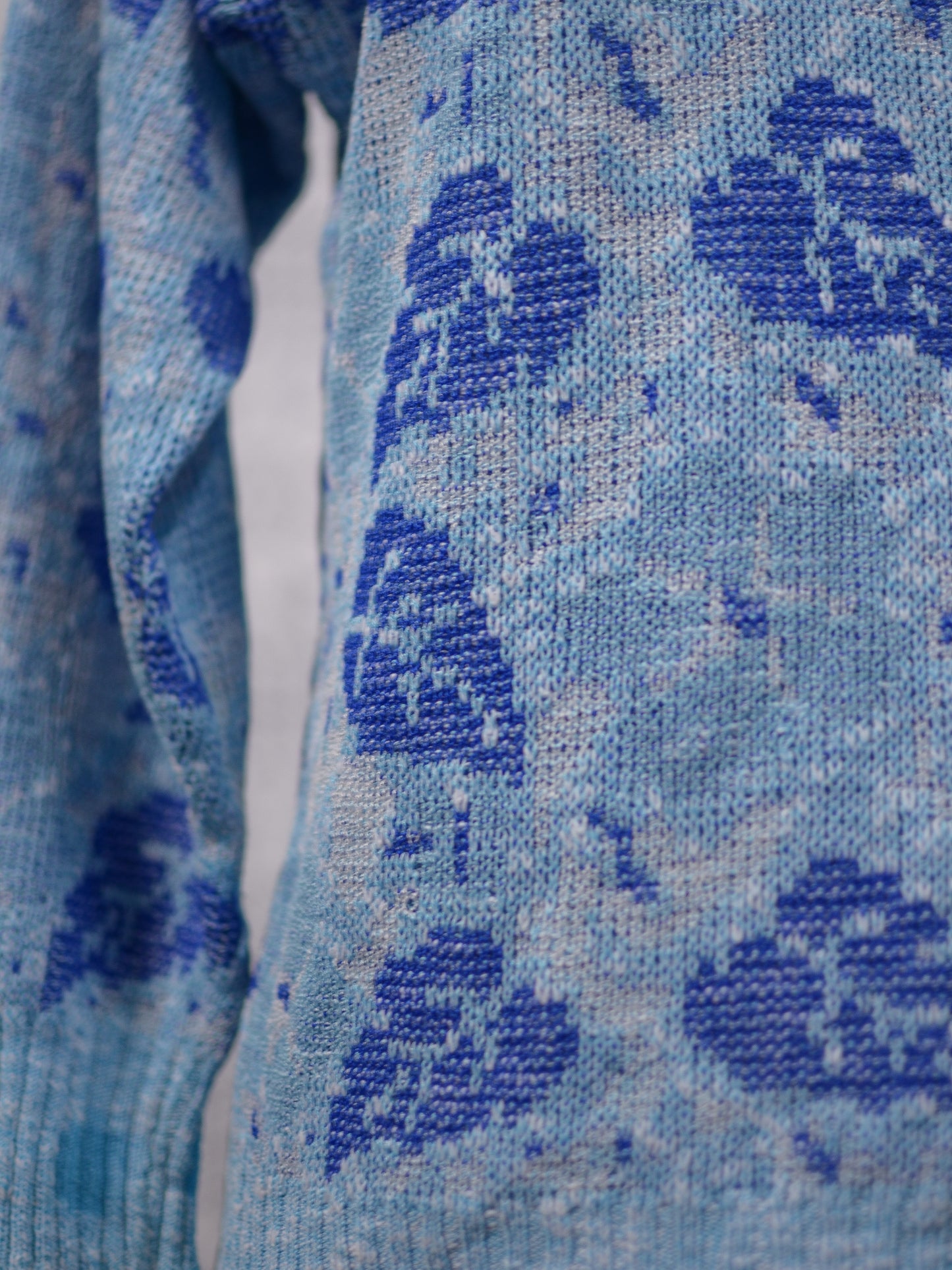 1980s blue monstera leaf pattern boat neck jumper