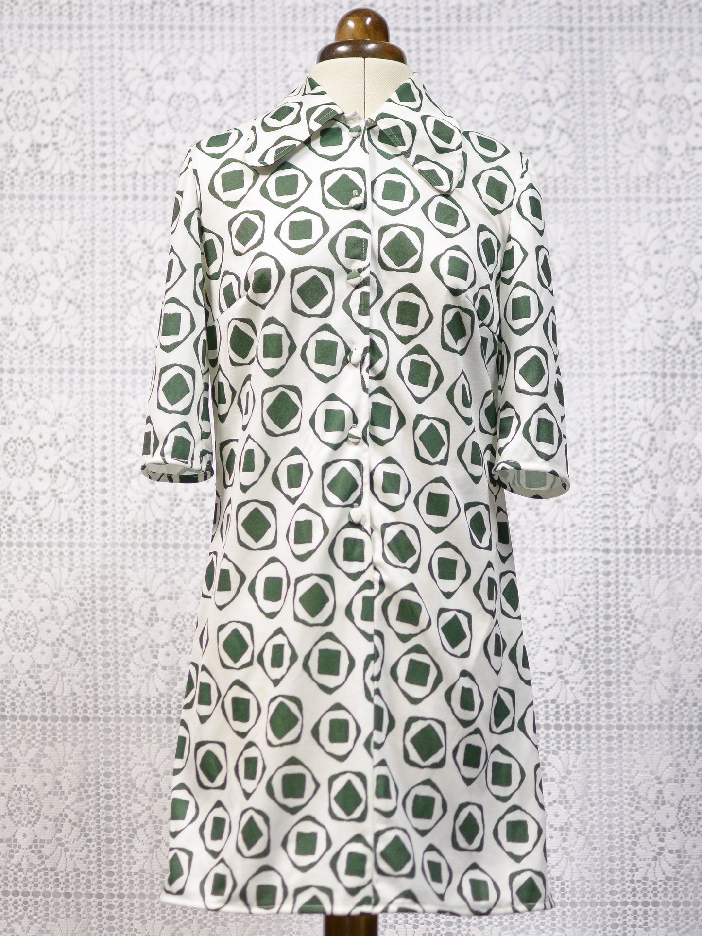 1960s St Michael crimplene abstract pattern collared mini dress