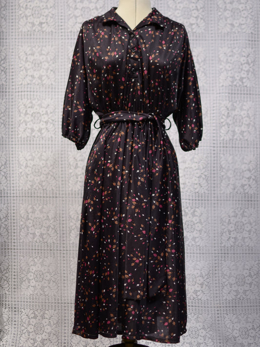 1970s black, brown and pink leaf print batwing sleeve midi dress