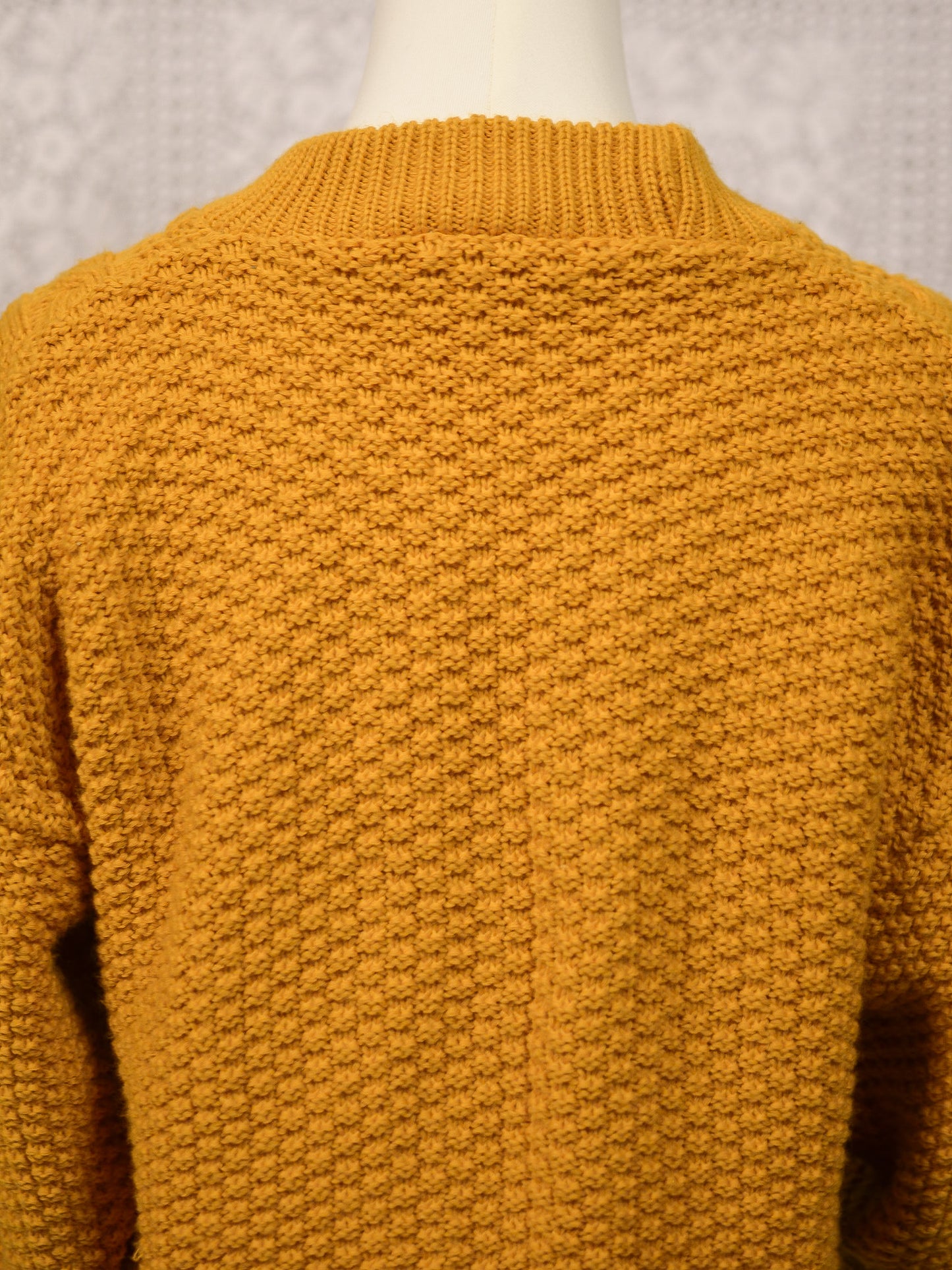 1970s mustard yellow chunky cable knit jumper