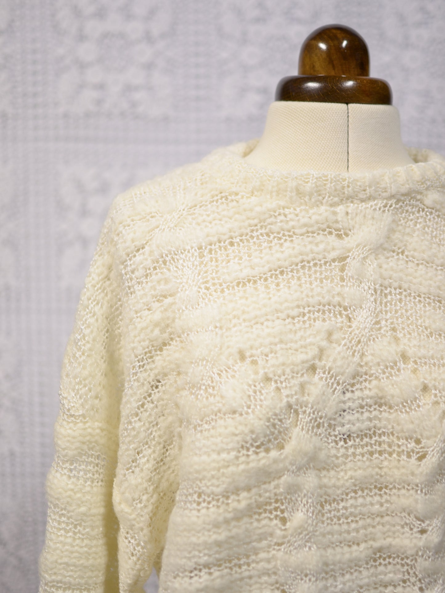 1990s cream fluffy cable knit cosy jumper