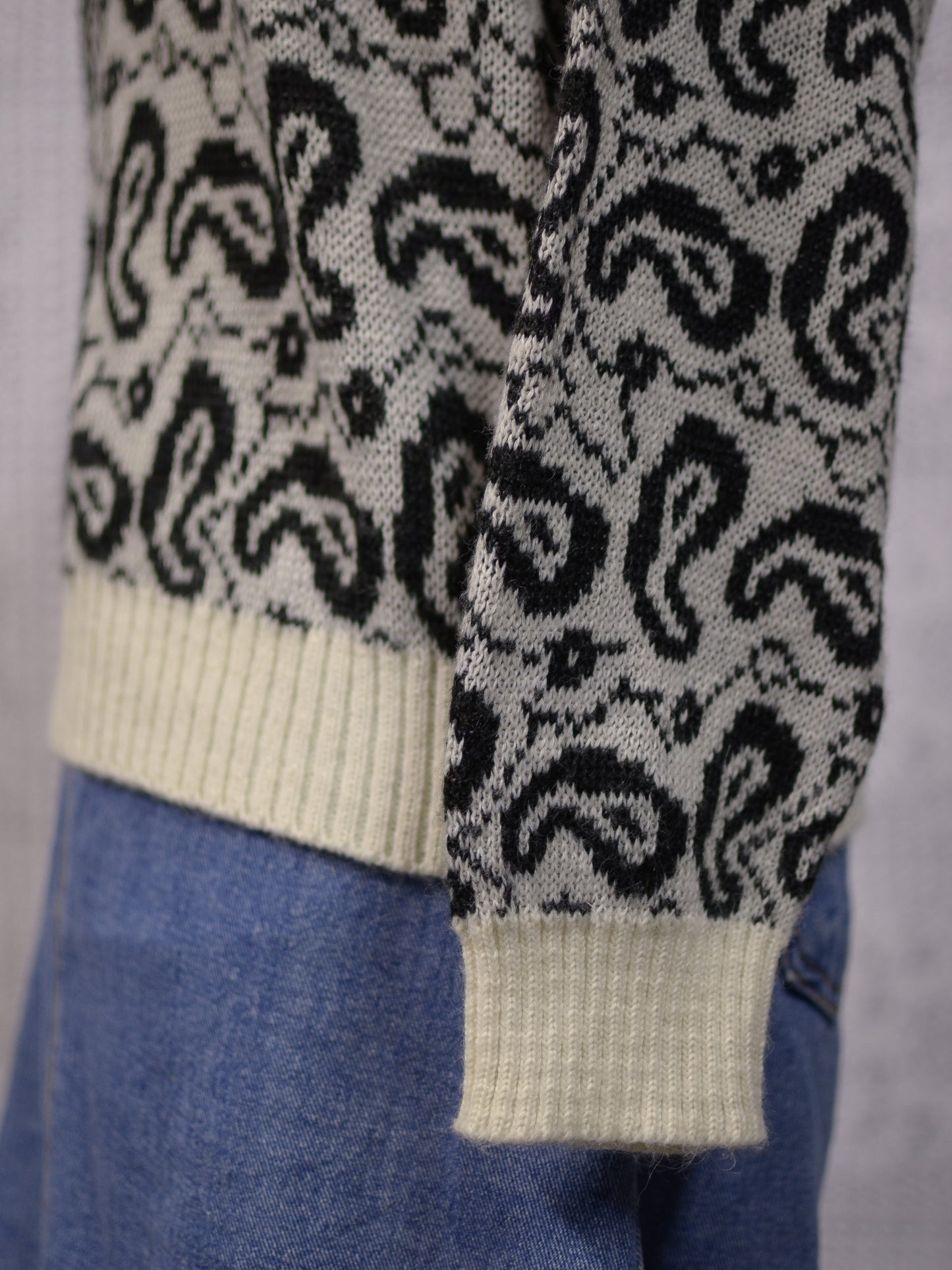 1980s cream and black paisley wool mix jumper