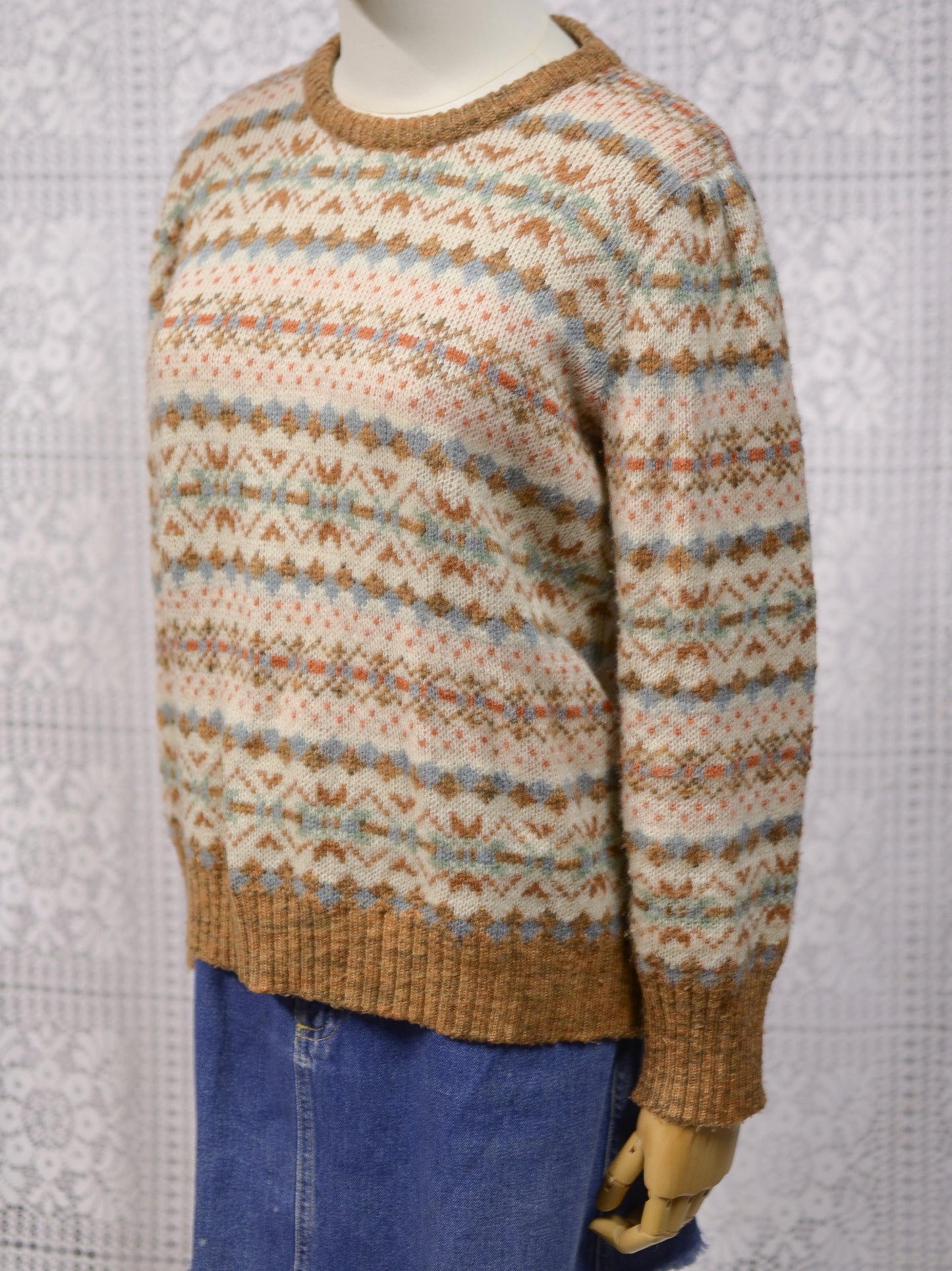 1980s BHS brown, cream and blue snowflake nordic stripe patterned jumper