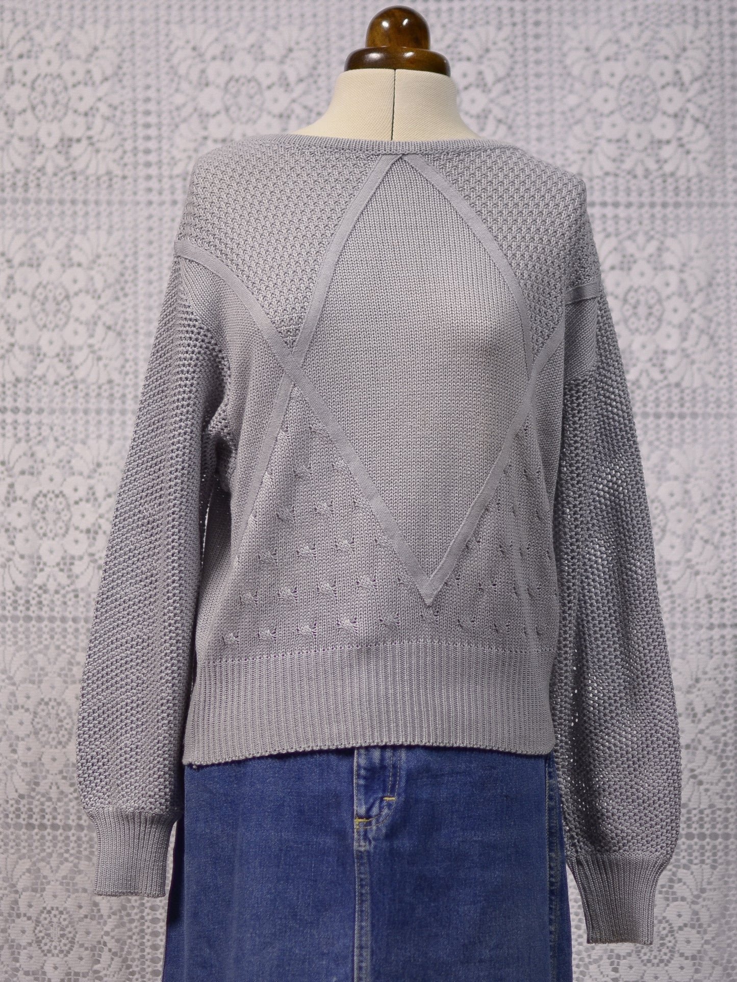 1980s light grey diamond pattern jumper