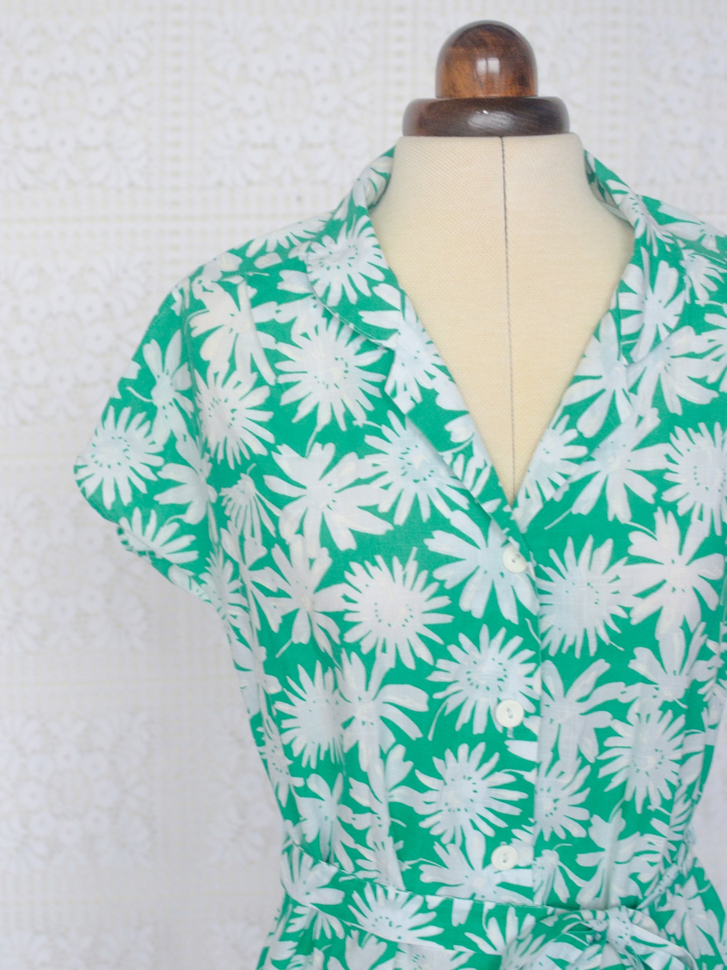 1990s St Michael green and white floral short sleeve shirt dress